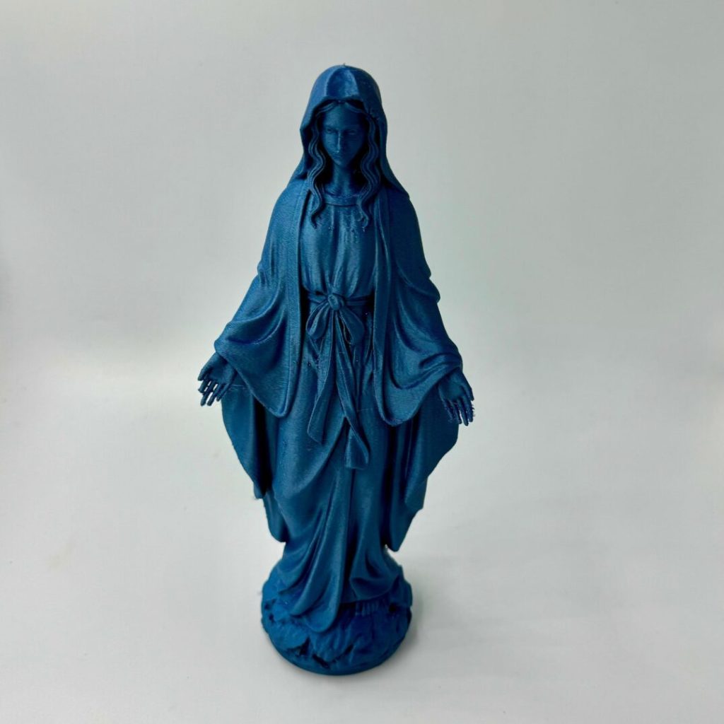 Figurka Najświętszej Maryji Panny Figurka Najświętszej Maryji Panny